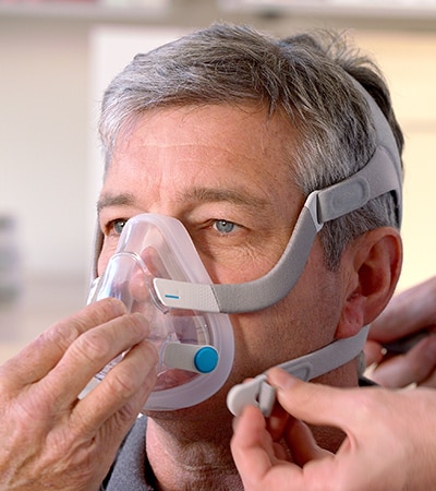 full-face-CPAP-mask-sleep-apnoea-patients-ResMed-400x450 - ResMed UK